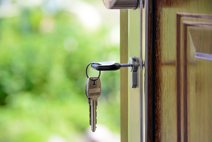 A2B Locks are able to provide local locksmiths in Ollerton to repair your broken locks. 